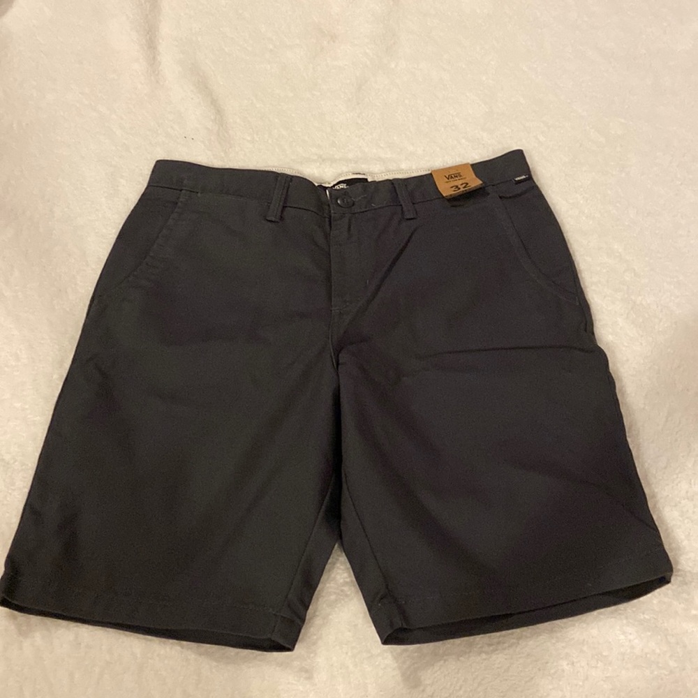 Brand New Grey Mens Vans Shorts size 32